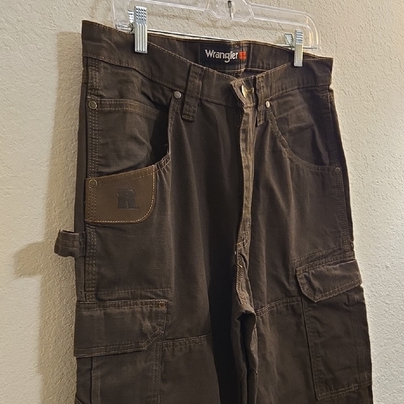 Wrangler Men's Dark Brown Cargo Pants - Sz 32x32 - Picture 3 of 15